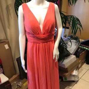 Long formal dress New with tags! Size:12